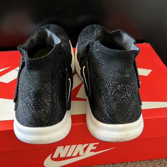 Nike Free Run - Picture 4 of 5